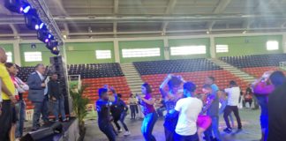 Ministro Danilo Díaz agasaja deportistas en encuentro navideño