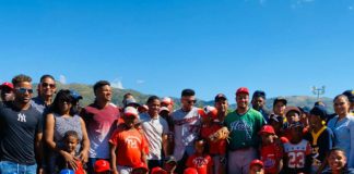 Inauguran la 2da Copa Navideña de Béisbol Infantil Jinova 2019