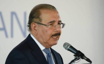 Gobierno transfirió 13 mil millones de dólares al sector eléctrico y “sigue siendo malo”