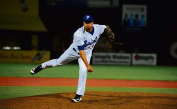 Águilas anuncian la contratación del relevista Mike Devine