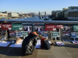 Emotivo homenaje a las víctimas del atentado del Puente de Londres