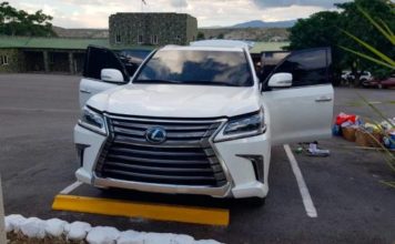 Yipeta de lujo de la red de César el Abusador enfrenta a abogados y el Ministerio Público