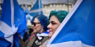 ¿Podría Escocia independizarse de Reino Unido y a la vez quedarse dentro de la Unión Europea?