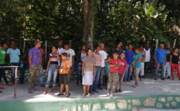 Comunitarios de El Puentecito en Polo marchan en reclamo de agua potable