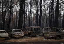 Miles abandonan hogares en Australia ante avivamiento de incendios
