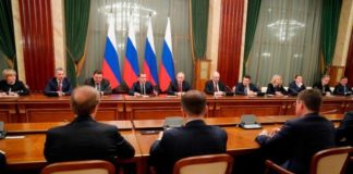 Renuncia todo el gabinete de Putin tras anuncio de reformas a la Constitución