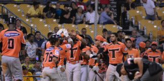 Toros montan rally en el 9no y se imponen a las Águilas