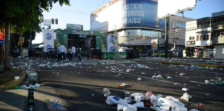 Borrachos, basura y poco tránsito se repiten en calles y avenidas de la ciudad