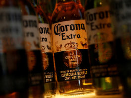 Se disparan las búsquedas en Google para averiguar si el brote de coronavirus está relacionado con la cerveza Corona