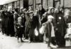 Liberación de Auschwitz: la dramática historia de los Sonderkommandos, los judíos forzados a trabajar en las cámaras de gas durante el Holocausto