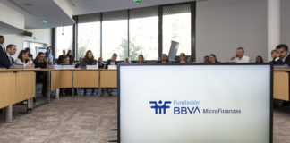 La OCDE reconoce a la Fundación Microfinanzas BBVA como líder internacional en financiación al desarrollo