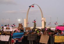 Economía dominicana en curso con crisis política