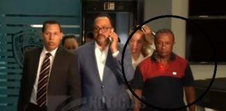 Dan a conocer chat entre Coronel y Técnico de Claro sobre los comicios