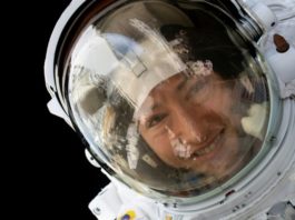Una astronauta de EEUU regresa a la Tierra tras batir el récord femenino de permanencia en el espacio