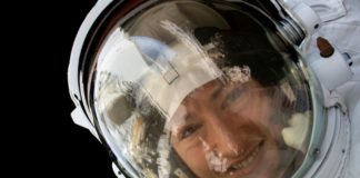 Una astronauta de EEUU regresa a la Tierra tras batir el récord femenino de permanencia en el espacio