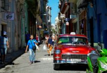 Bajo el fuego de las sanciones de EEUU, Cuba lucha por saldar sus deudas