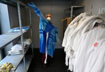 Sociedad de Infectología pide declarar toque de queda 24 horas con urgencia