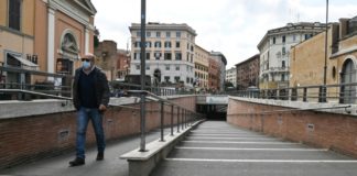 Nuevo récord de decesos en 24 horas en Italia, 368 muertos