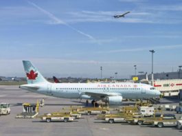 Air Canada pone en desempleo técnico a la mitad de su plantilla por pandemia