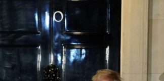 Boris Johnson dio positivo al coronavirus con «síntomas leves»