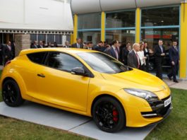 Renault suspende la actividad en sus cuatro plantas españolas