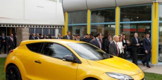 Renault suspende la actividad en sus cuatro plantas españolas