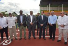 Ministro de Educación entrega a Monte Plata la pista de atletismo más moderna y completa del país