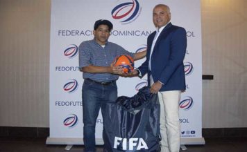 FEDOFUTBOL sostuvo encuentro con asociaciones y entregó material deportivo