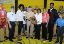 Rinden tributo a Chicho Sibilio en inauguración torneo basket de los Juegos Militares