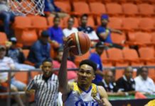 GUG pica delante en el inicio de la semifinal del Baloncesto Superior de Santiago