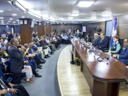 Pleno JCE se reúne con presidentes y secretarios de 158 Juntas Electorales sobre organización elecciones extraordinarias municipales