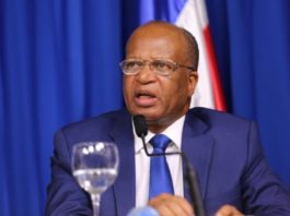 Director de la OMSA propone convertir autobuses nuevos en consultorios provisionales durante pandemia