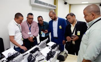 Junta Central Electoral realiza clonado de escáneres con software de prueba para fines de entrenamiento