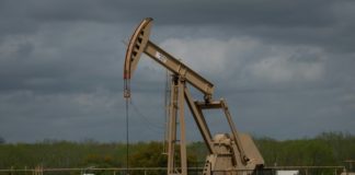 Hundimiento del precio del barril de petróleo ¿Cómo puede ser negativo?