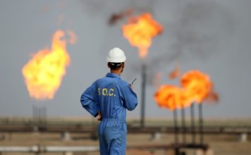 Productores de petróleo celebran reunión decisiva para salvar a un mercado devastado