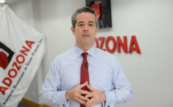 ADOZONA dona 45 mil mascarillas a Comisión de Alto Nivel para COVID-19