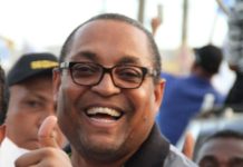 Alcalde de Santo Domingo Oeste encontró «1,352 botellas» en el cabildo