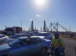 Cierran paso vehicular entre Santo Domingo Este y Distrito Nacional