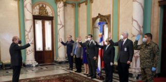 Gobierno crea comisión para vigilar compras de emergencia