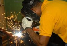 Gobierno anuncia nuevas medidas de apoyo a los microempresarios