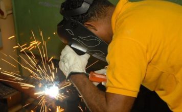 Gobierno anuncia nuevas medidas de apoyo a los microempresarios