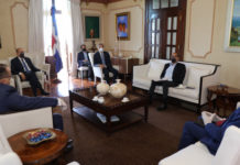 Presidente evalúa situación agropecuaria y tributaria ante crisis del COVID-19