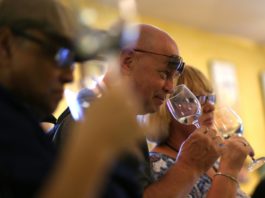 Catas de vino virtual en California para lidiar con el encierro del COVID-19