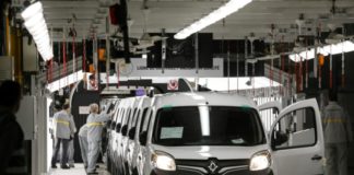 Renault reanuda de forma progresiva su producción en Francia