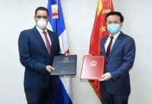 República Popular China dona a RD lote de materiales antiepidémicos por valor de 700, 000 yuanes RMB para combatir el COVID-19