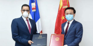 República Popular China dona a RD lote de materiales antiepidémicos por valor de 700, 000 yuanes RMB para combatir el COVID-19