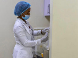 Se elevan a 5,300 los casos positivos al COVID-19, 135 se mantienen en UCI