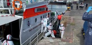 Más de 80 casos de coronavirus en crucero australiano anclado en Uruguay