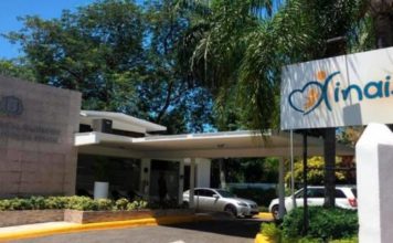 Gobierno destituye a siete funcionarios del INAIPI por compras sobrevaluadas