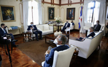 Presidente conoce evolución Plan Distanciamiento Social Inteligente y Reactivación Gradual Economía durante y después de COVID-19